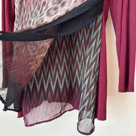 Poeme by Citron Leopard Print Layered Tunic Top Medium Burgundy Blouse - Picture 4 of 8